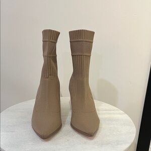 KAYLEEN By Los Angeles Brown Knit Heeled Boots